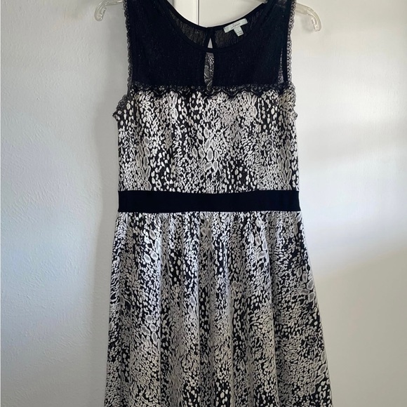 Soprano Dress - Picture 1 of 3